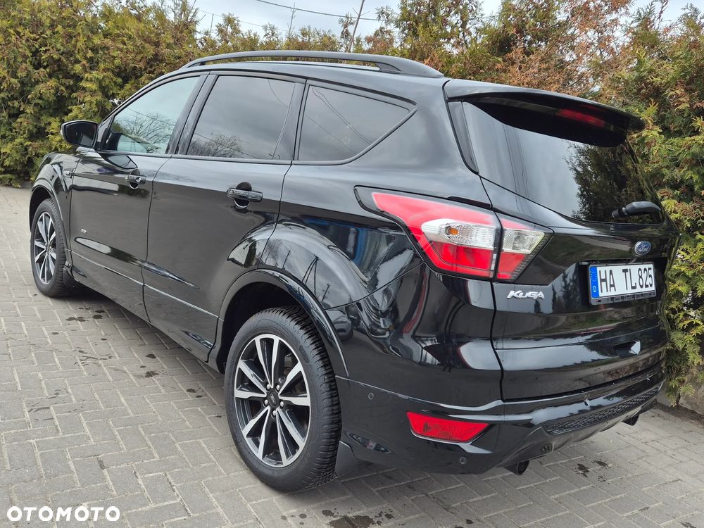 Ford Kuga 2.0 TDCi 4x4 ST-Line - 11