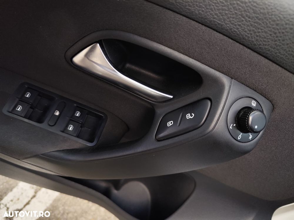 Volkswagen Polo 1.4 Comfortline - 4