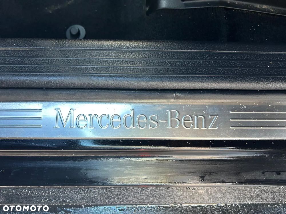 Mercedes-Benz GLK - 12