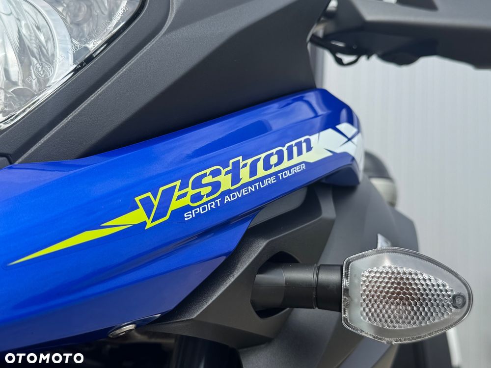 Suzuki V-STROM - 32