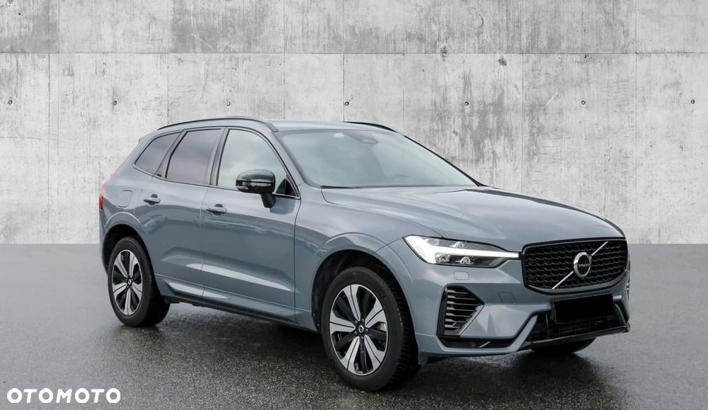 Volvo XC 60 T6 Plug-In Hybrid AWD Plus Dark - 5