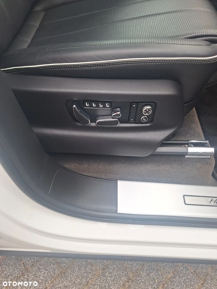 Bentley Bentayga - 11