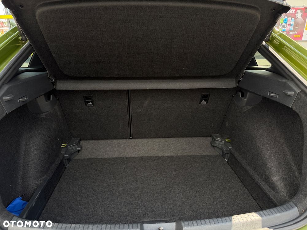 Volkswagen Taigo 1.5 TSI ACT R-Line DSG - 33