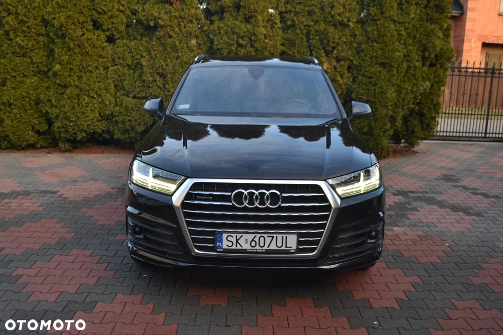 Audi Q7 - 6