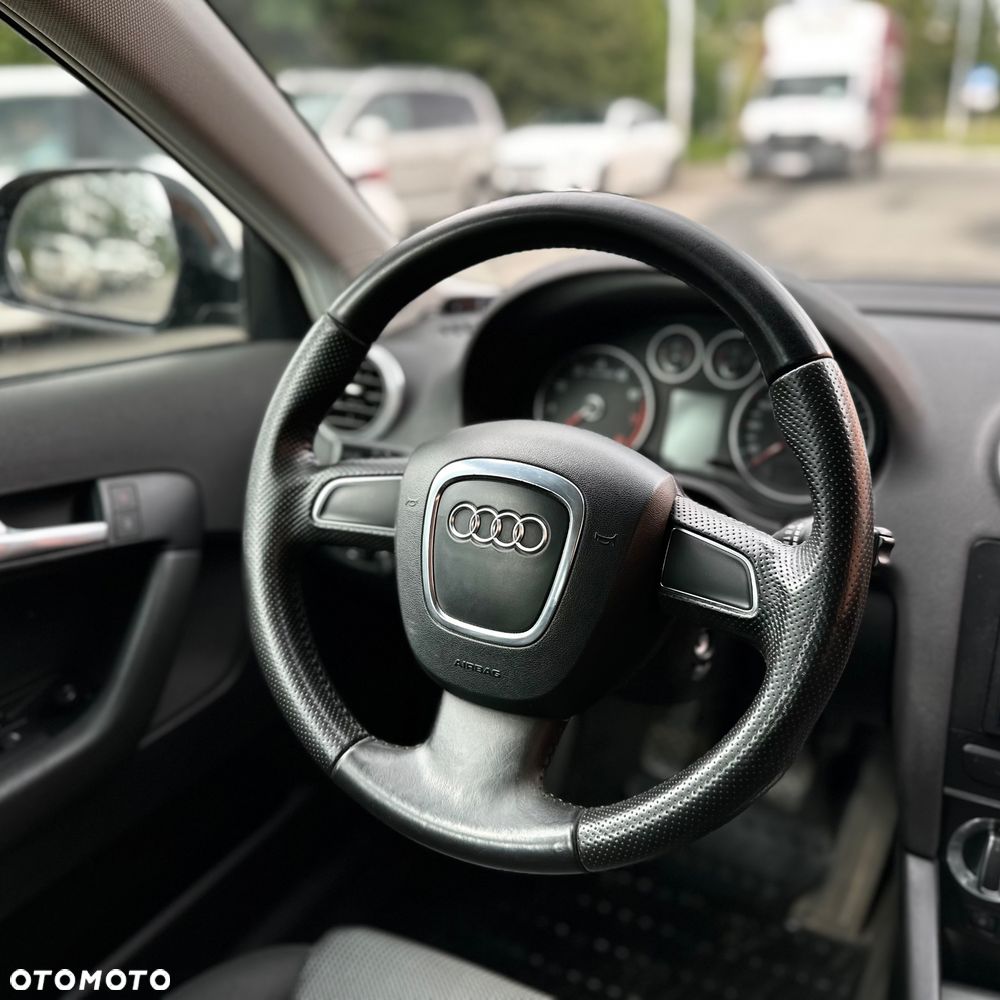 Audi A3 Sportback 1.8 TFSI Attraction - 15
