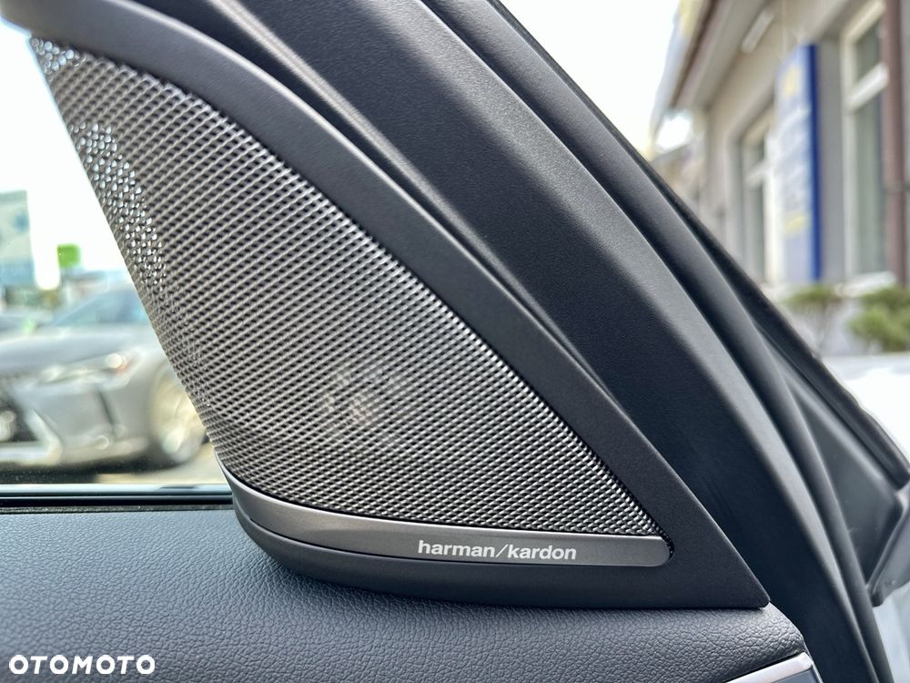 BMW Seria 5 520d xDrive M Sport Edition - 31