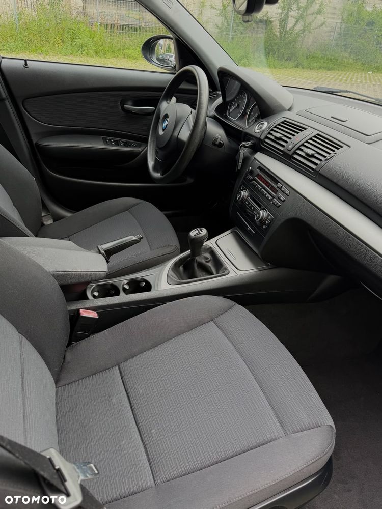 BMW Seria 1 116i Edition Sport - 10