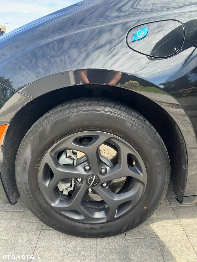 Chrysler Pacifica - 19