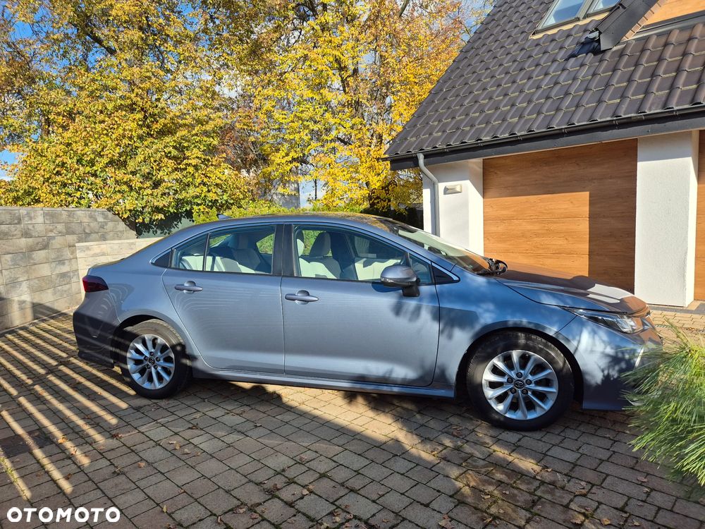 Toyota Corolla - 4
