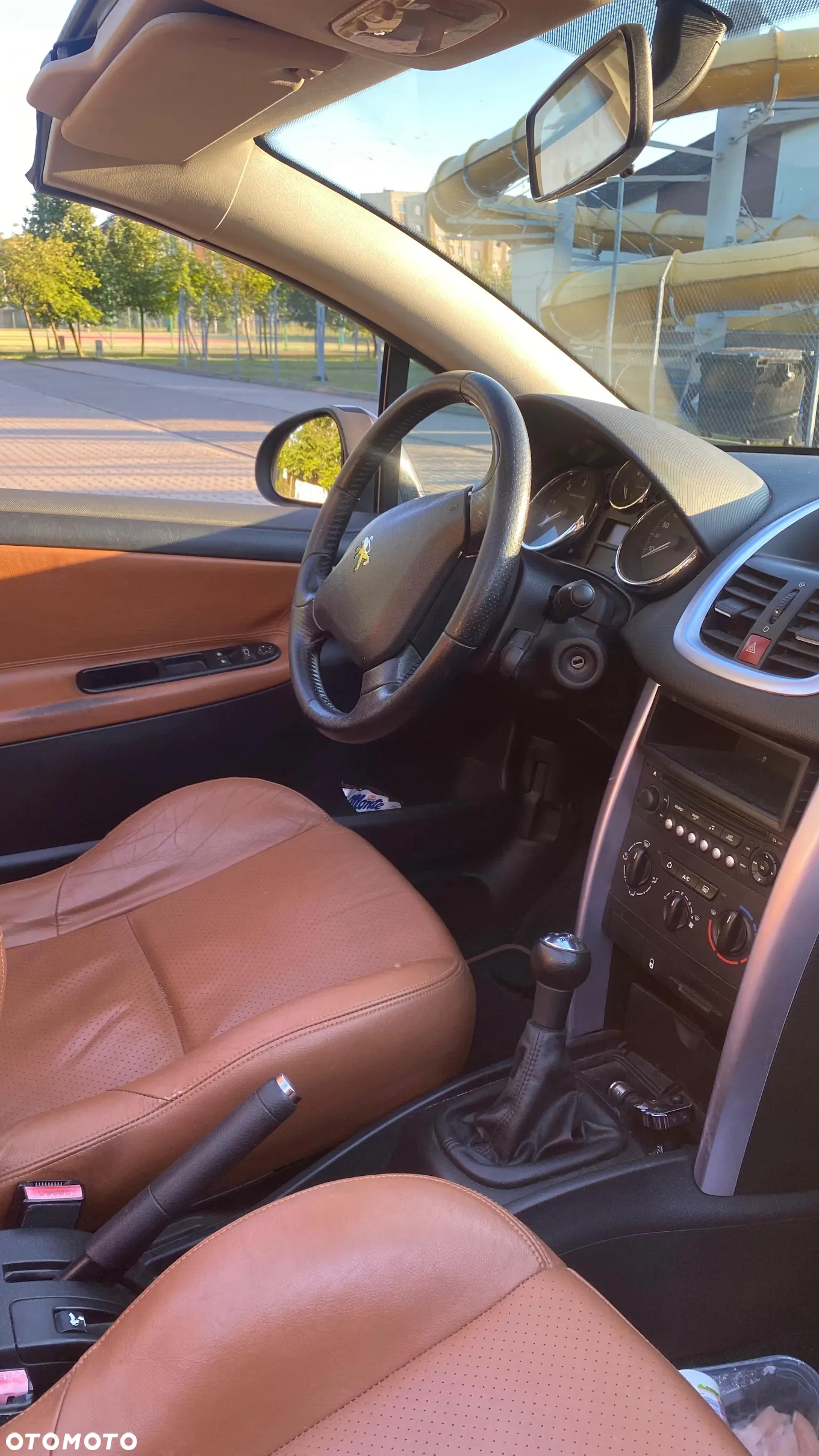 Peugeot 207 CC 1.6 HDI Sport - 16