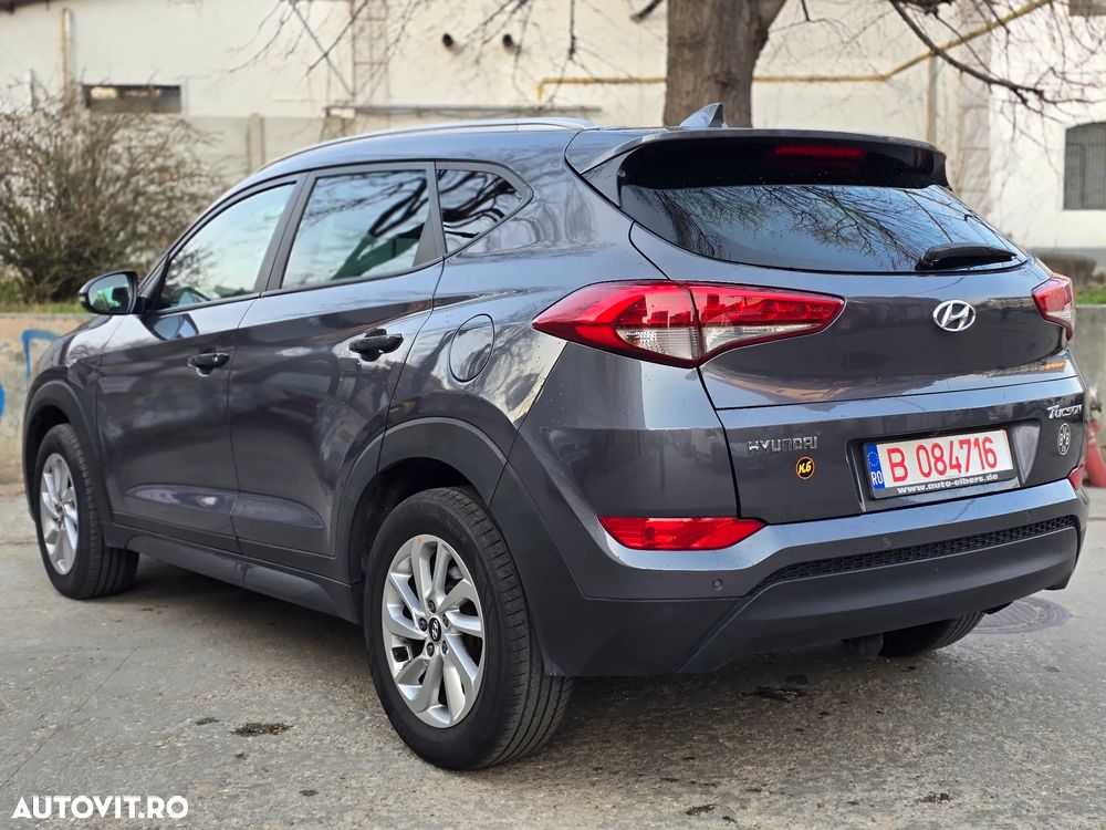 Hyundai Tucson blue 1.7 CRDi 2WD Style - 3