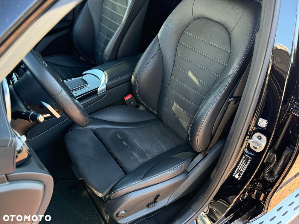 Mercedes-Benz GLC 220 d 4Matic 9G-TRONIC AMG Line Plus - 9
