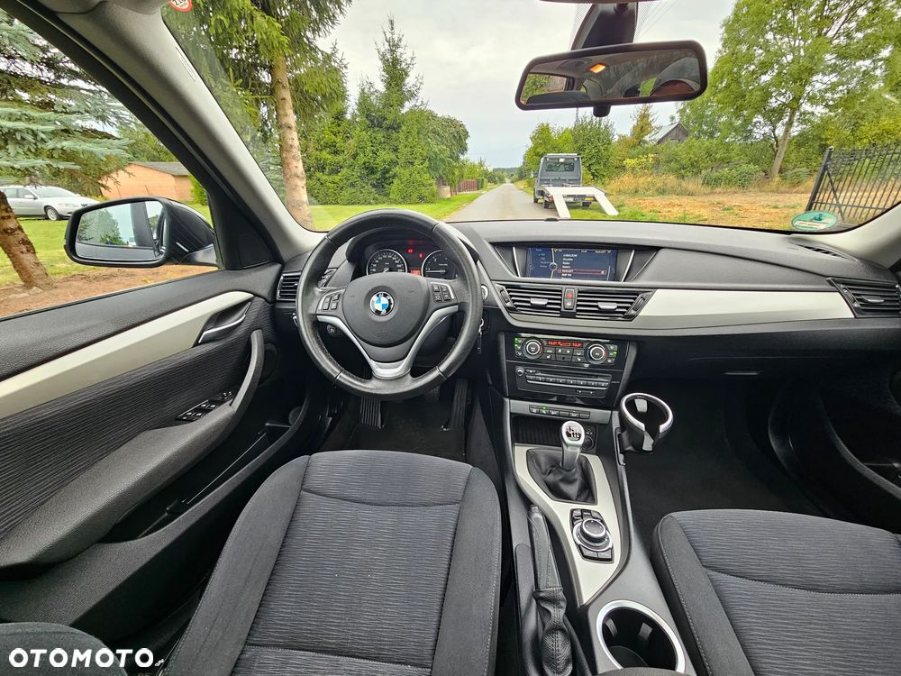 BMW X1 sDrive20d Sport Line - 11