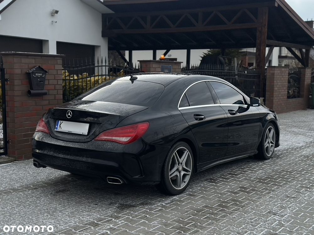 Mercedes-Benz CLA 250 7G-DCT AMG Line - 3