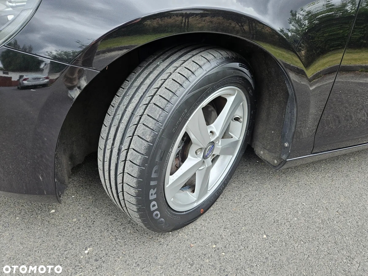 Volvo V40 D2 Momentum - 18