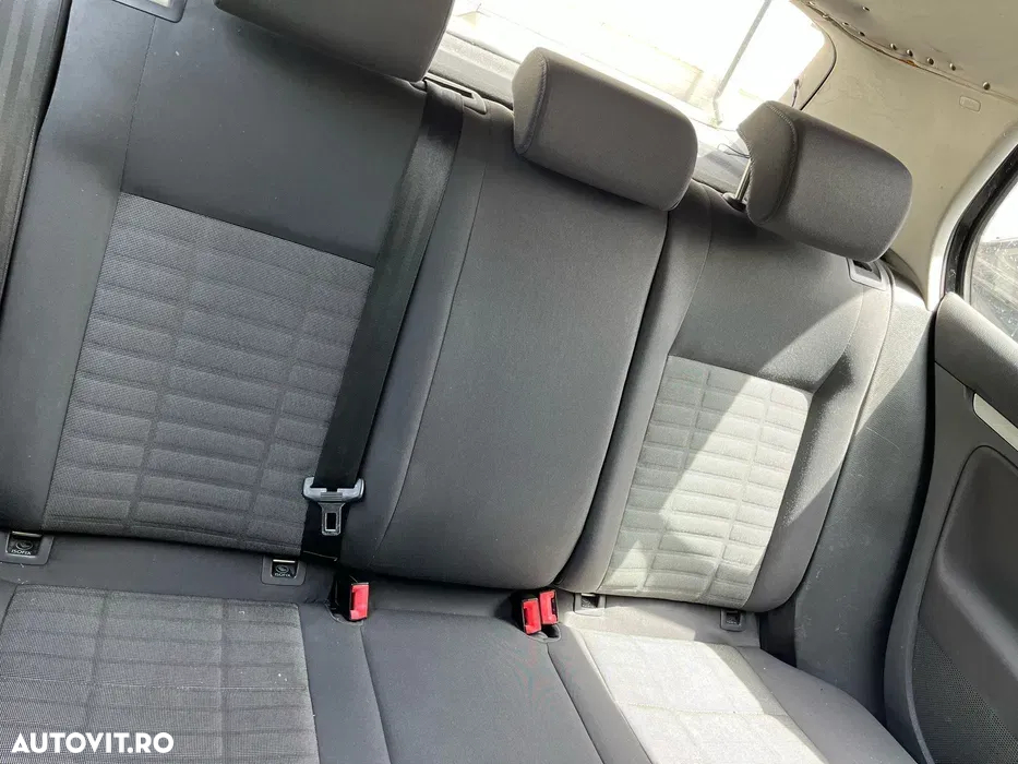 Volkswagen Golf 1.6 Trendline - 5