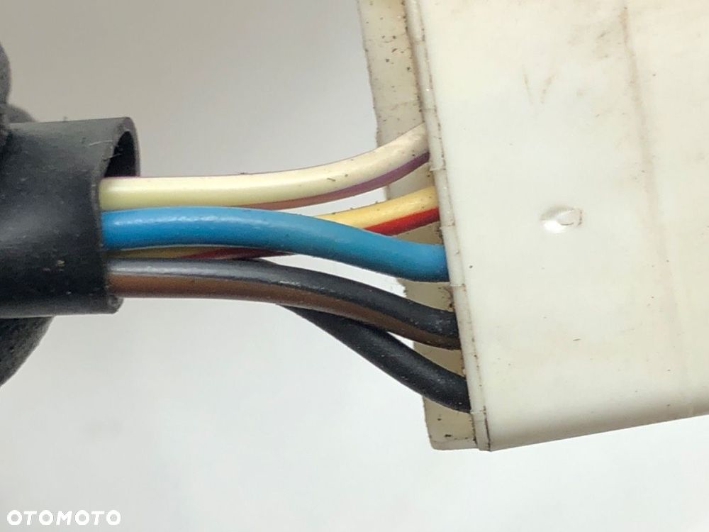 LUSTERKO PRAWY - 49.00 PLN - FIAT PUNTO (188_) 1999 - 2012 1.4 70 kW [95 KM] benzyna 2003 - 2012 - 5