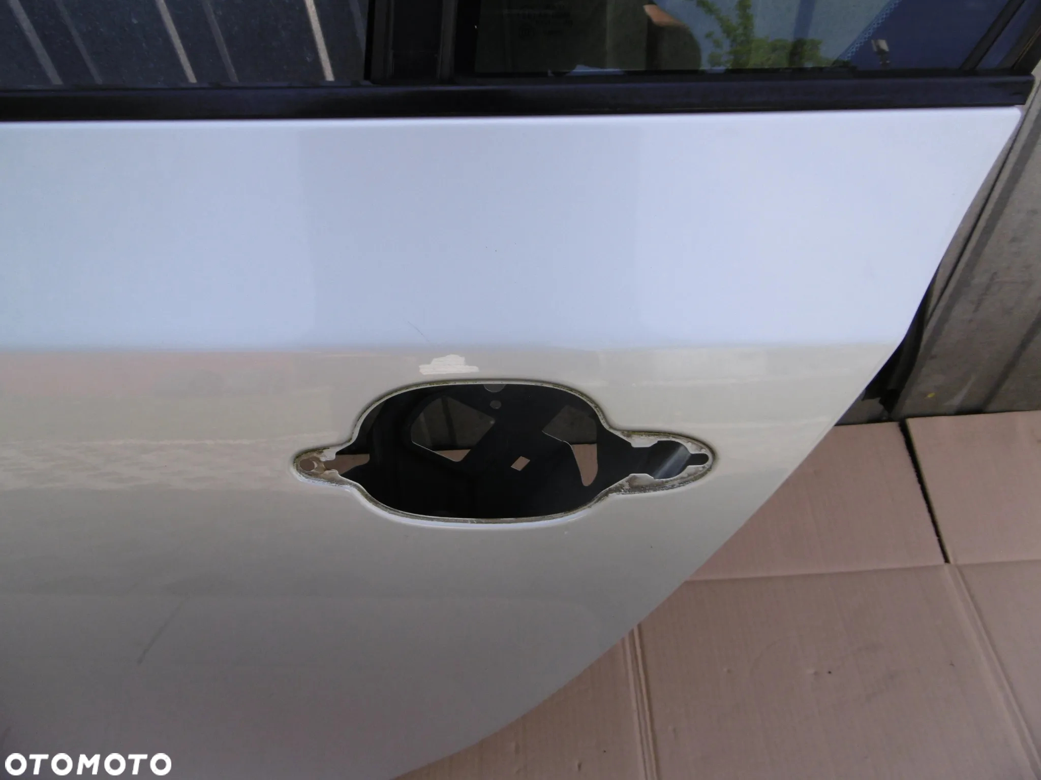 Drzwi lewy tył lewe tylne BMW e60 354 354/7 titansilver-metallic - 4