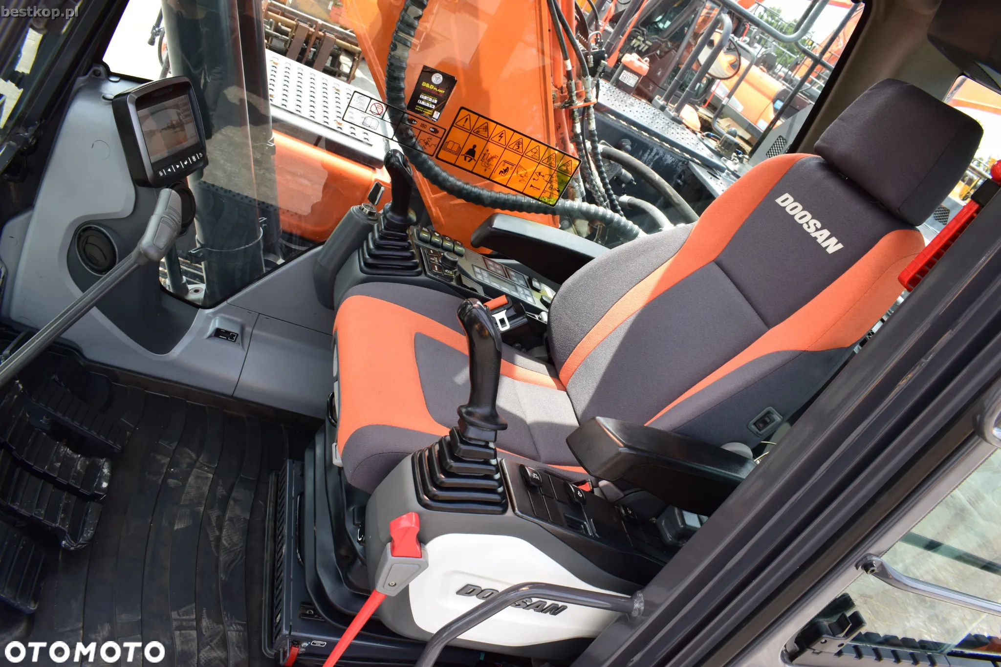 Doosan DX225LC-5 - 20