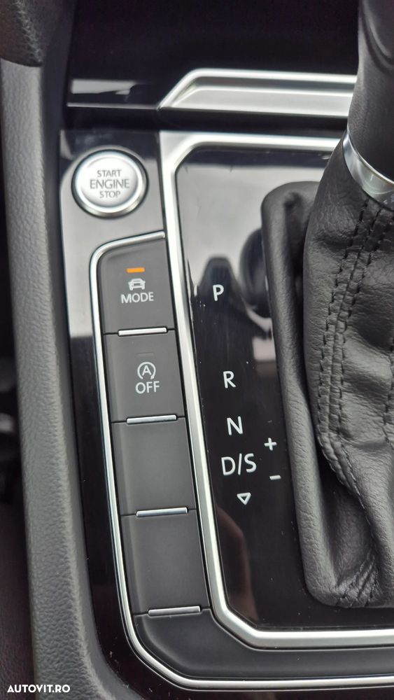 Volkswagen Passat 2.0 TDI DSG Highline - 28