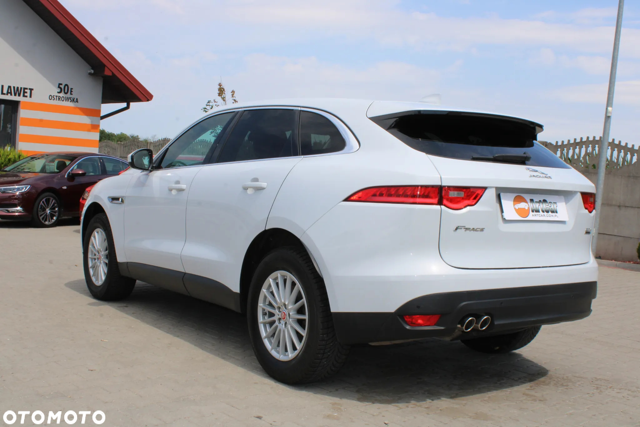 Jaguar F-Pace - 7