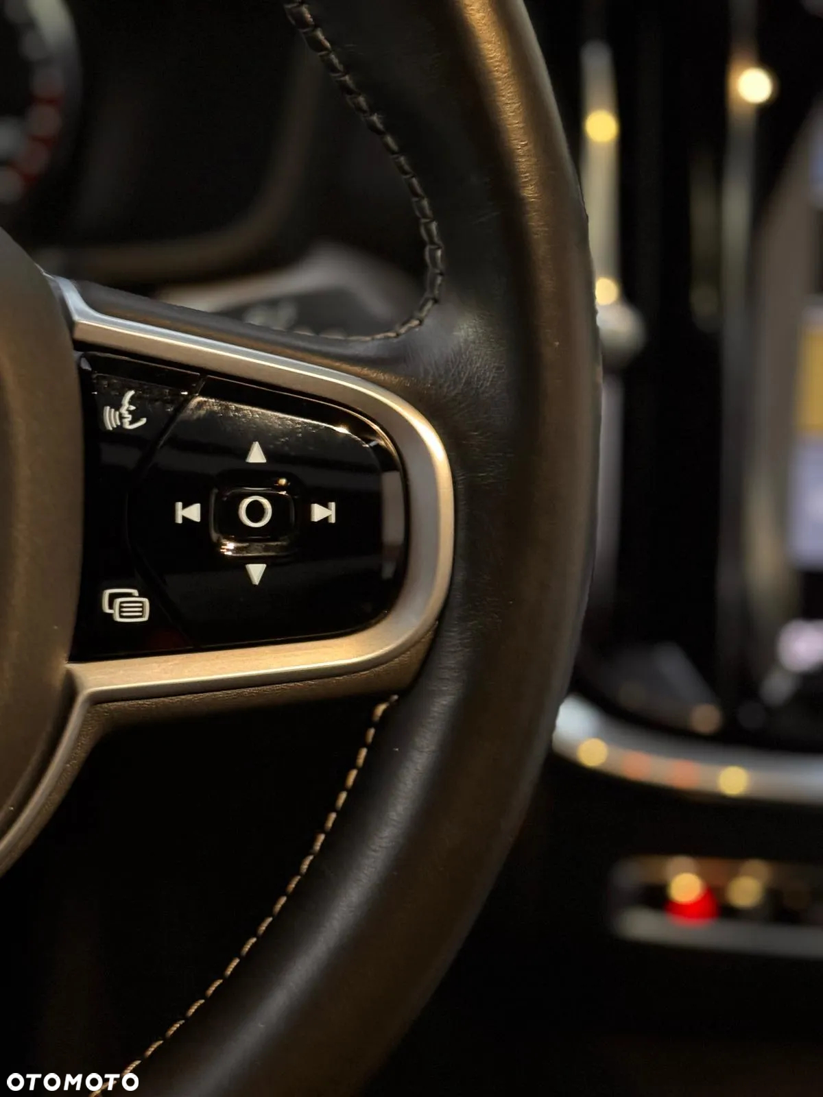 Volvo S60 T6 AWD R-Design - 19