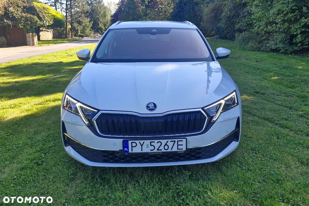 Skoda Octavia 2.0 TDI Sportline DSG - 2