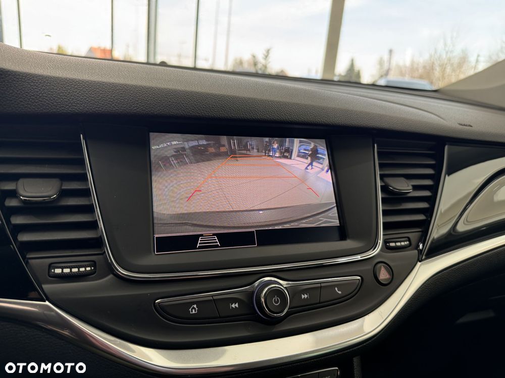 Opel Astra - 35
