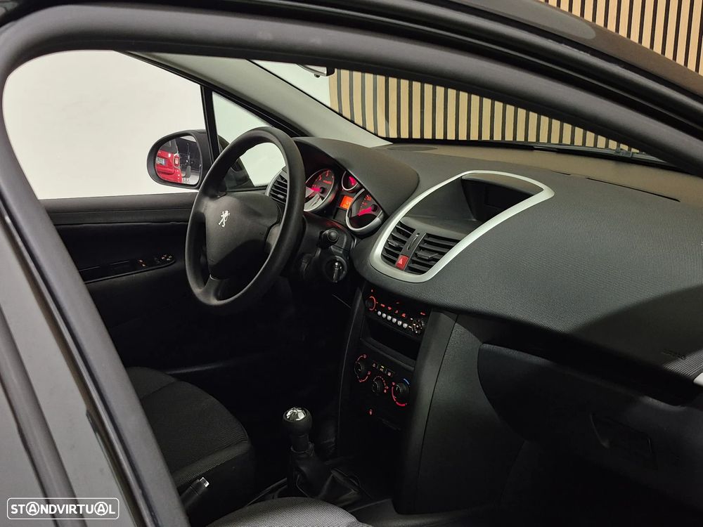 Peugeot 207 1.4 VTi Active - 16