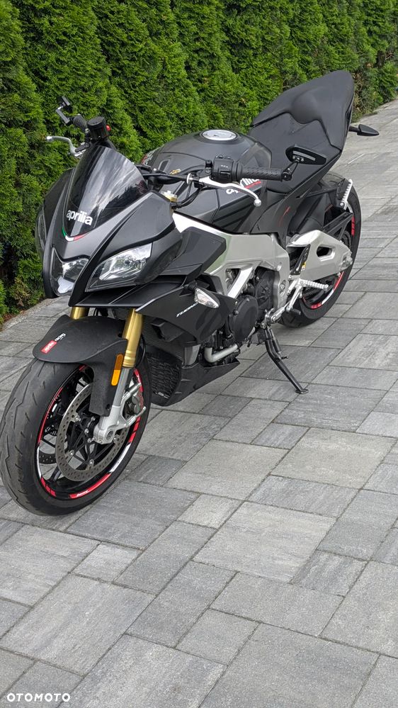 Aprilia Tuono - 1