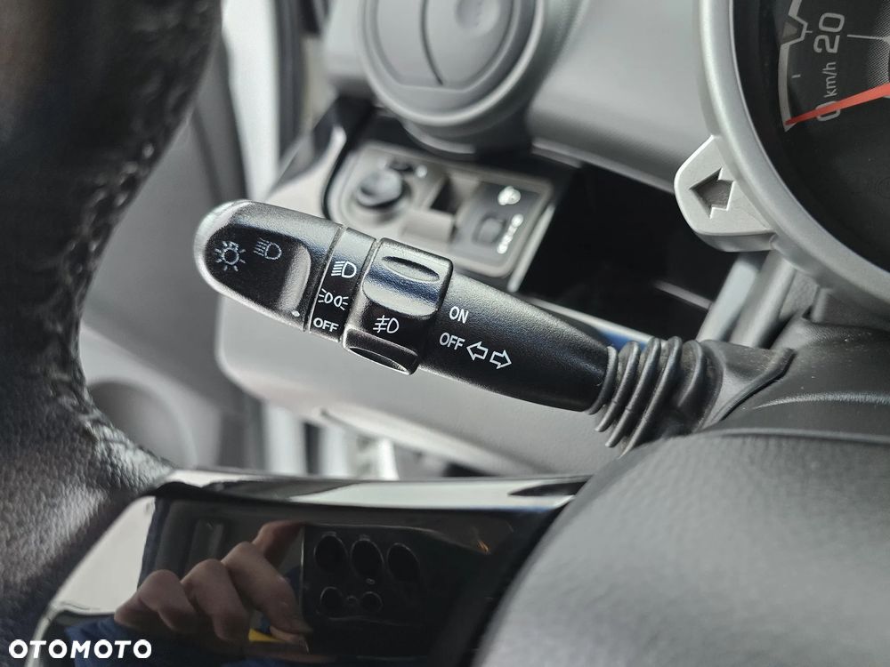 Chevrolet Spark 1.0 LS+ Design - 22