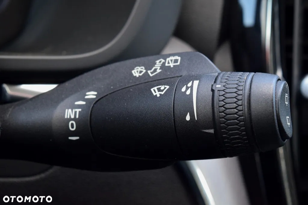 Volvo XC 60 T5 AWD Momentum Pro - 18