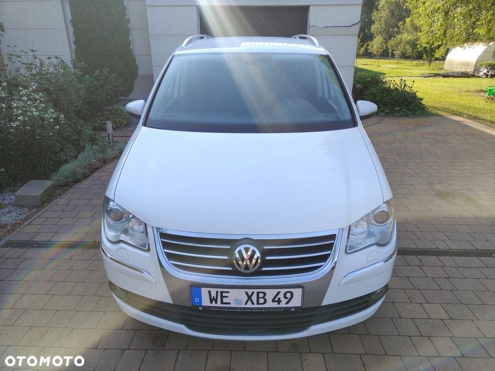Volkswagen Touran 2.0 TDI DPF Highline DSG - 4