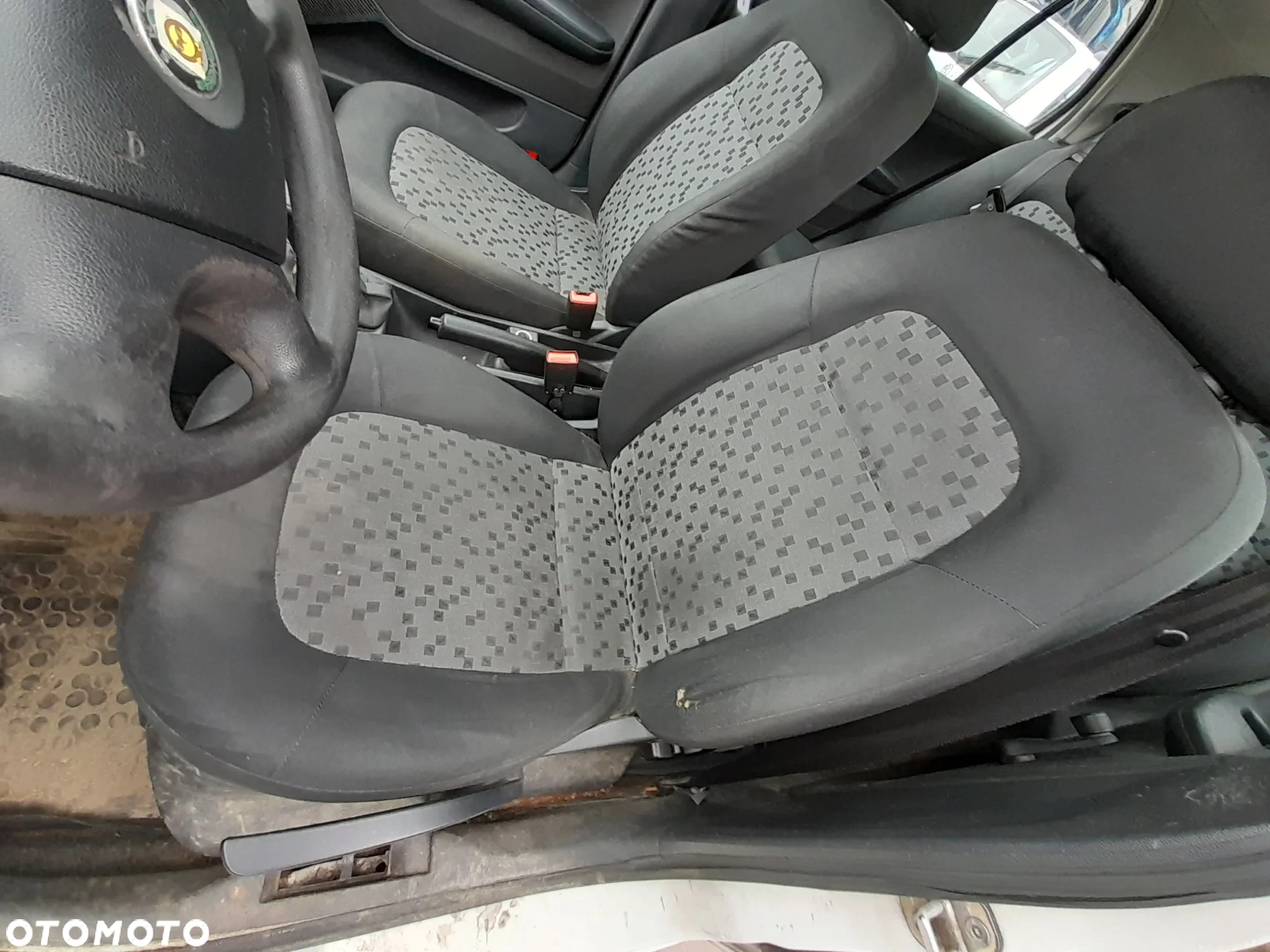 SKODA FABIA I FOTELE KANAPA KOMPLET - 2