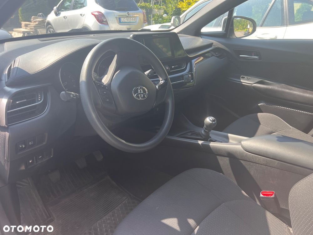 Toyota C-HR 1.2 T Active - 7
