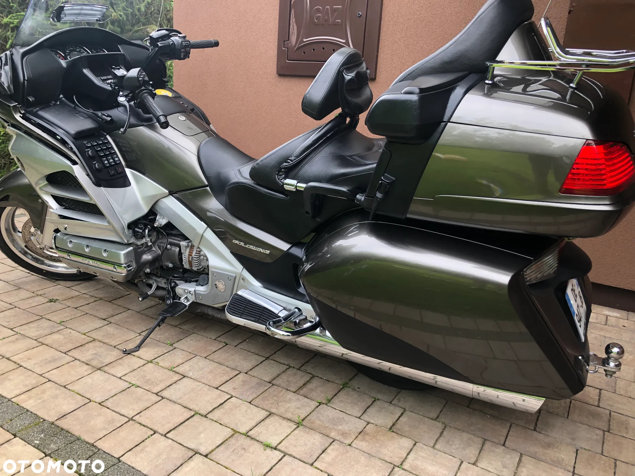 Honda GL - 5