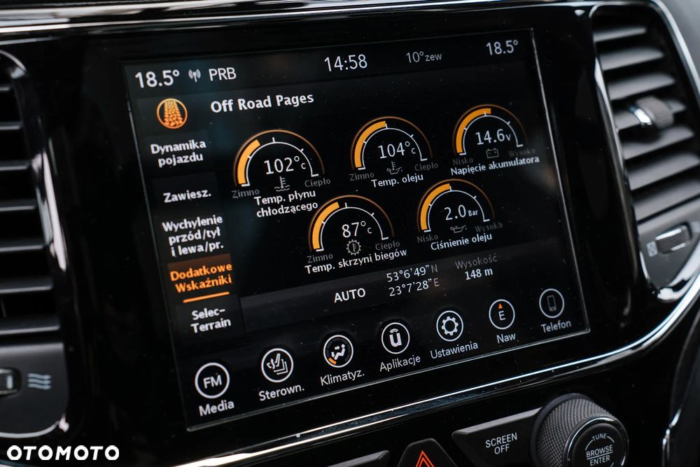 Jeep Grand Cherokee - 25