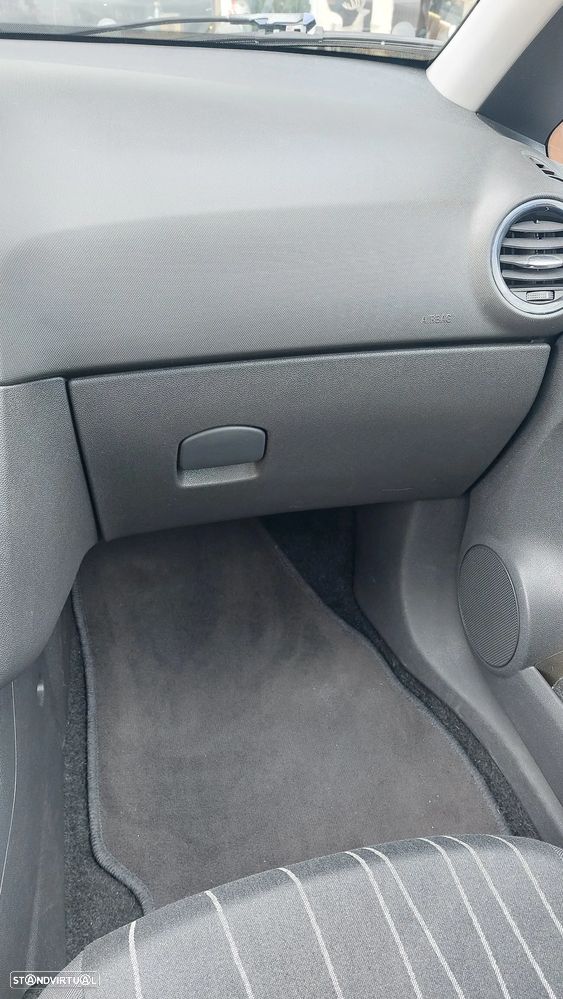 Opel Corsa 1.4 16V Edition - 18