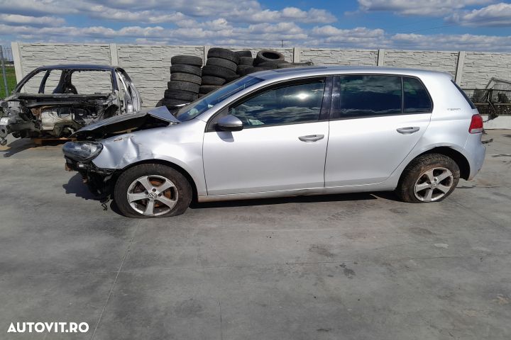 Compresor AC 5N0820803A 5N0820803A Volkswagen VW Golf 6 [2008 - 2015] - 4