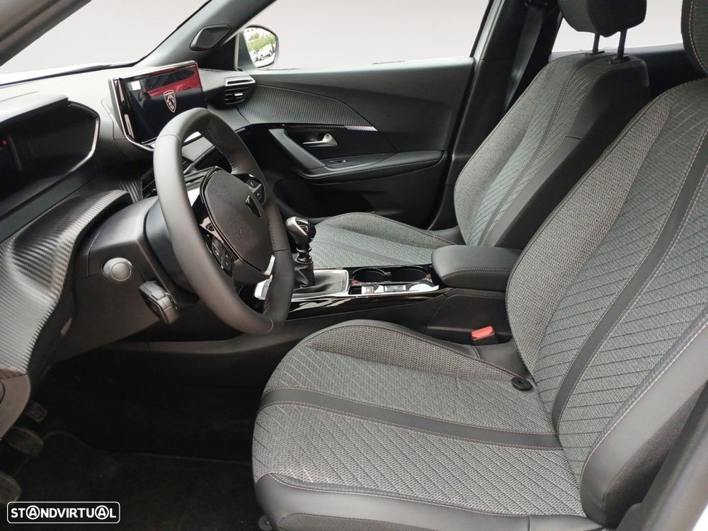 Peugeot 2008 1.2 Allure - 9