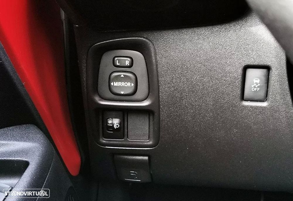 Peugeot 108 1.2 PureTech Allure - 17