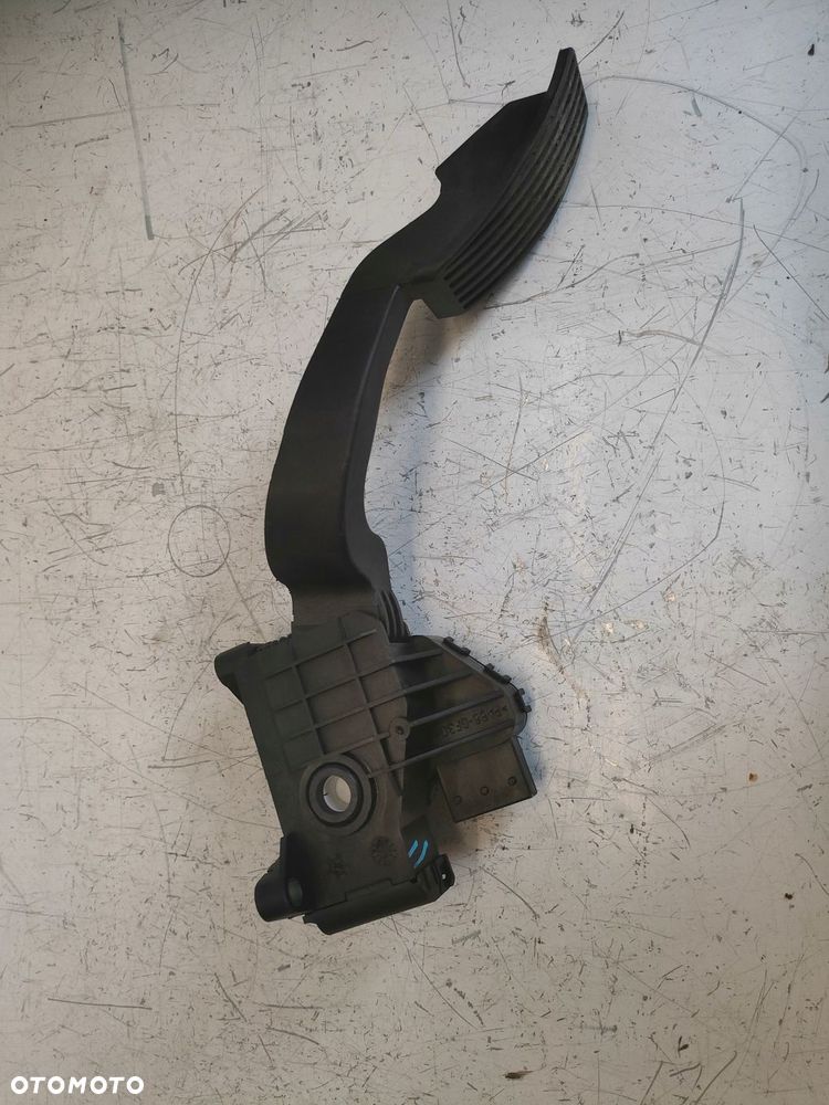 FIAT GRANDE PUNTO 05- 1.4 PEDAŁ POTENCJOMETR GAZU 55702020 - 5
