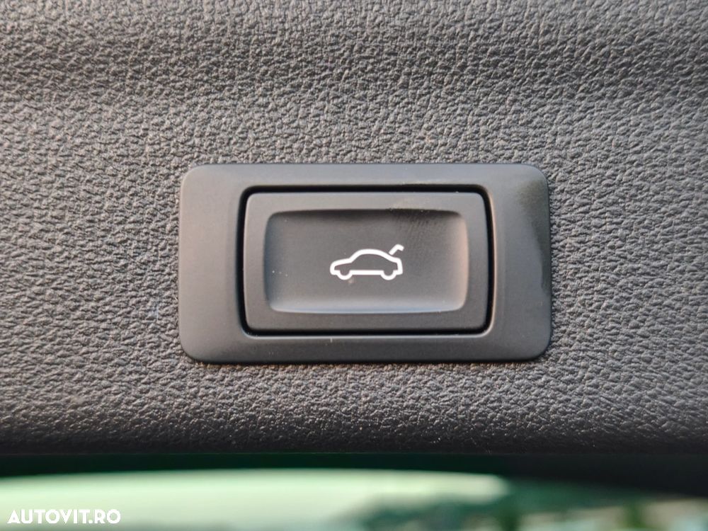 Audi A6 Avant 2.0 TDI Ultra DPF S tronic - 35