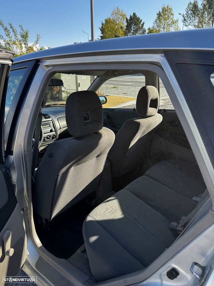 Mazda 323 F 1.3 Comfort AC+CR - 18