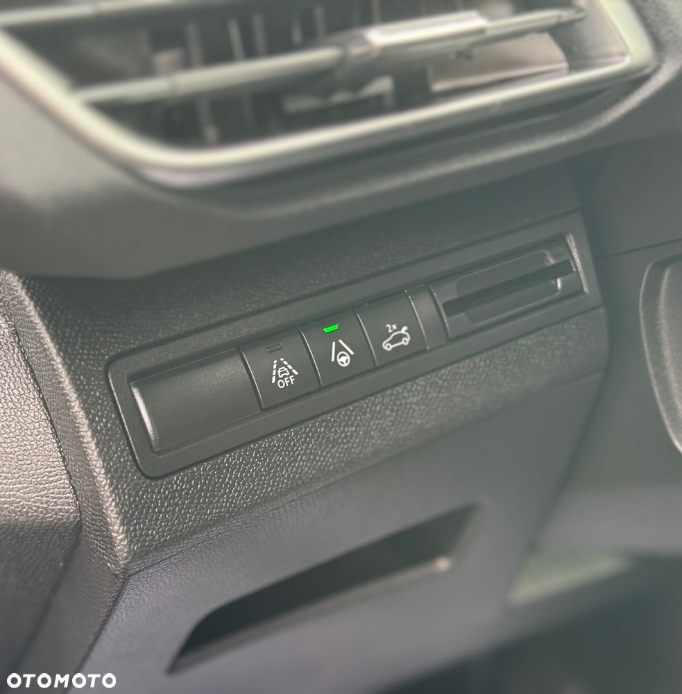 Peugeot 5008 1.5 BlueHDi GT S&S EAT8 - 23