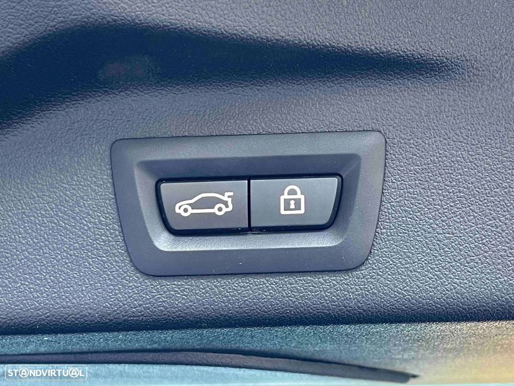 BMW X7 40 d xDrive Pack M - 28