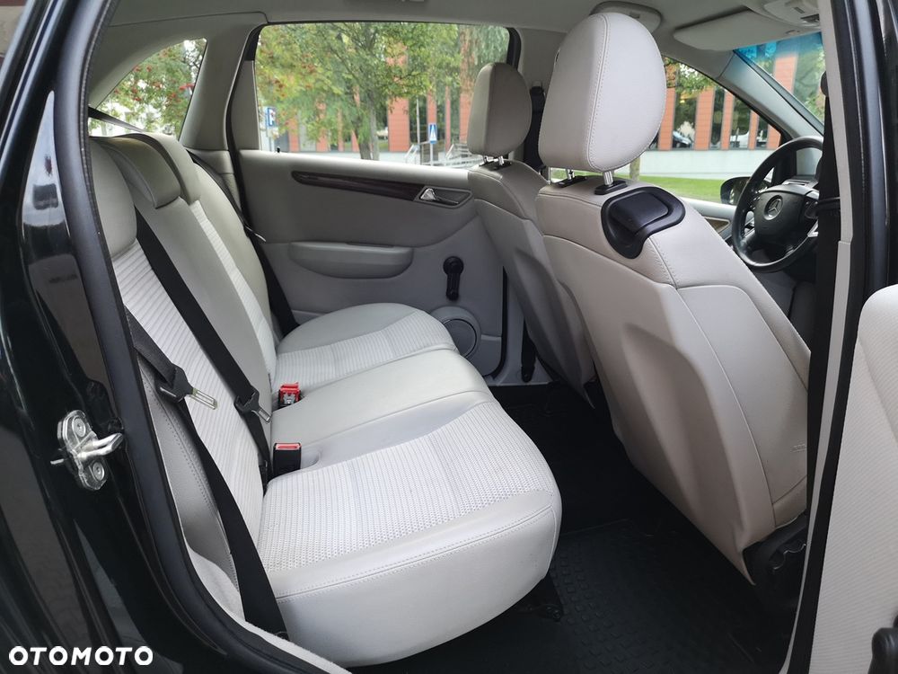 Mercedes-Benz Klasa B - 13