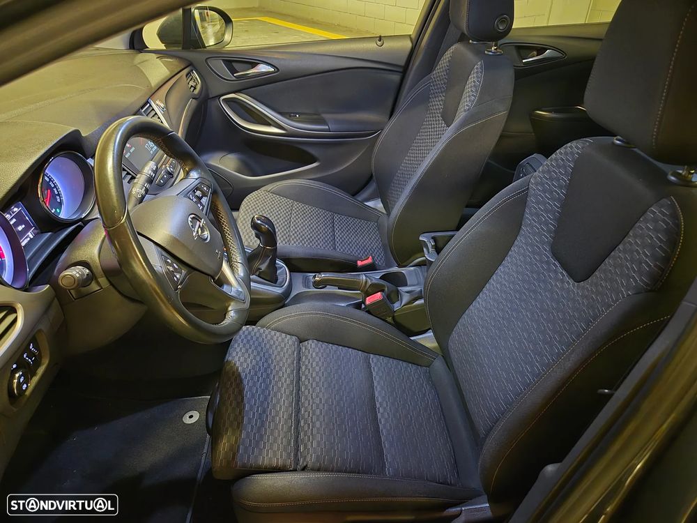 Opel Astra 1.0 Dynamic Sport S/S - 30