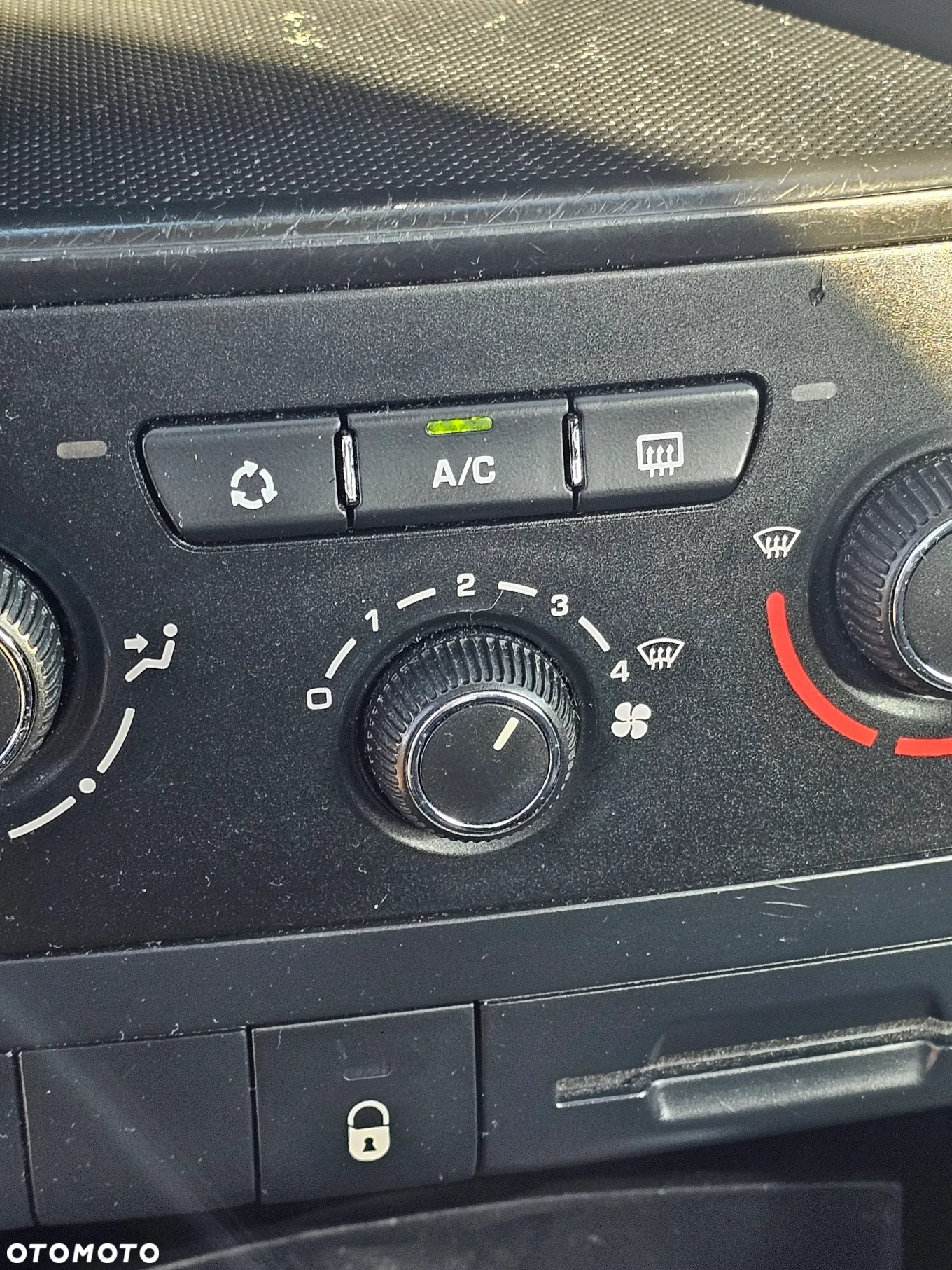 Peugeot 207 90 HDi FAP forever - 15