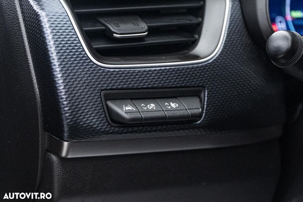 Renault Arkana E-TECH 145 INTENS - 17